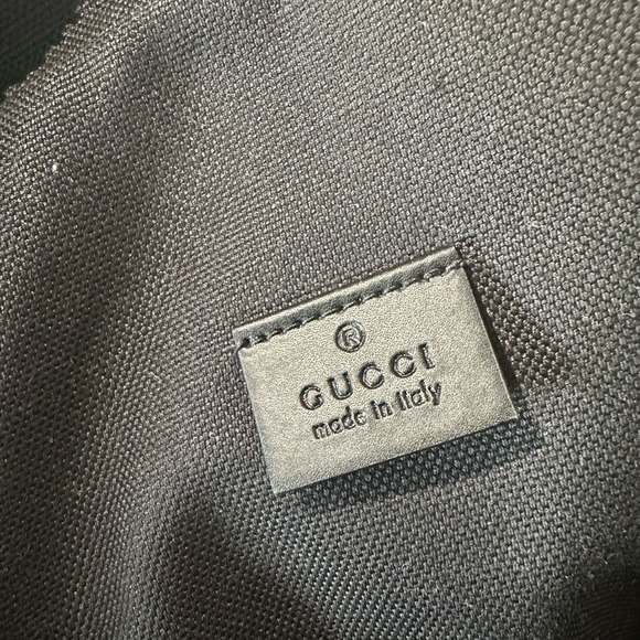 100% AUTHENTIC GUCCI BLACK SLING BACKPACK - Picture 7 of 7